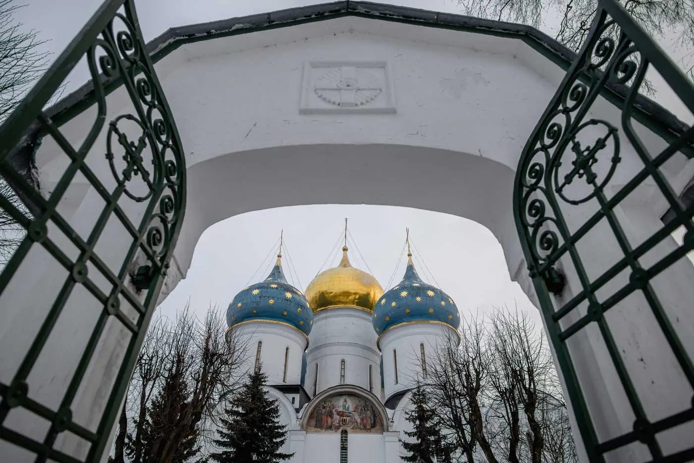 Почему купола храмов разного цвета: значение цвета, формы и рисунка в православной архитектуре