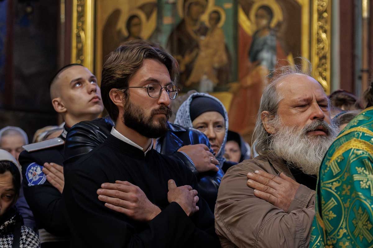 Как одеться в храм мужчине
